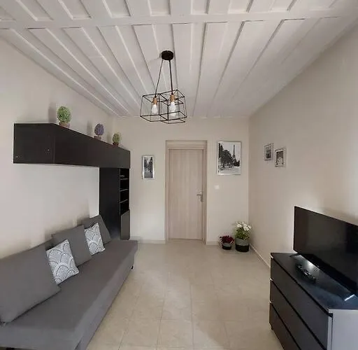 Giannata House *