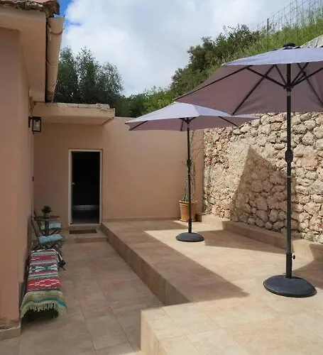 Case de vacanță Giannata House Dilináta